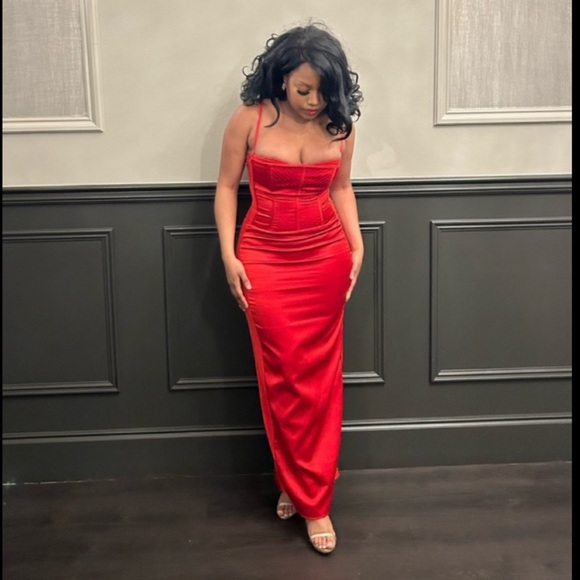 House of CB 'Shani' Red Satin Corset Maxi Dress NWOT size XL - Picture 14 of 17